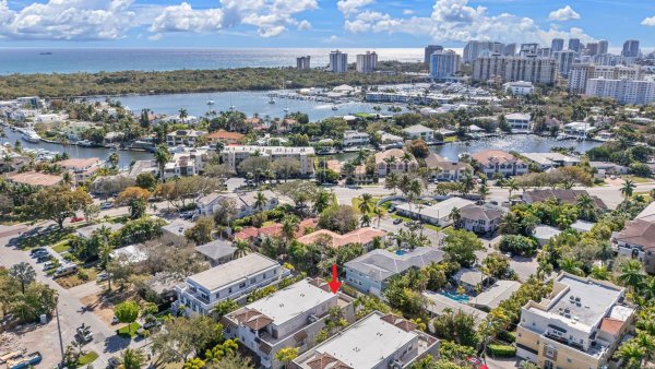 2614 NE 14th Fort Lauderdale, FL 33304