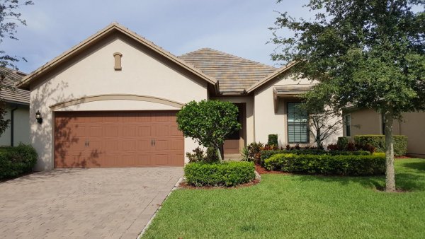 10538 Prato St Wellington, FL 33414