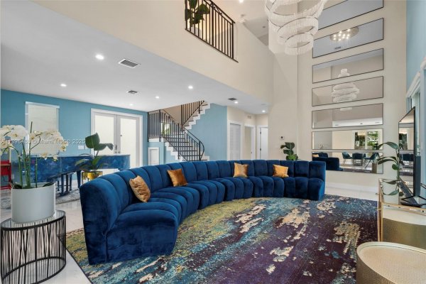 1930 SW 12th Ave Miami, FL 33129