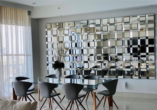 3300 NE 188th St #LPH09 Aventura, FL 33180