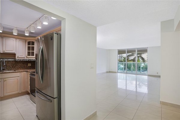 3800 S Ocean Dr #414 Hollywood, FL 33019