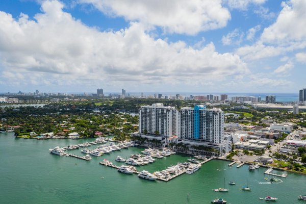 1800 Sunset Harbour #1612 Miami Beach, FL 33139