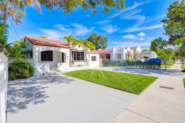 322 SW 18th Rd Miami, FL 33129