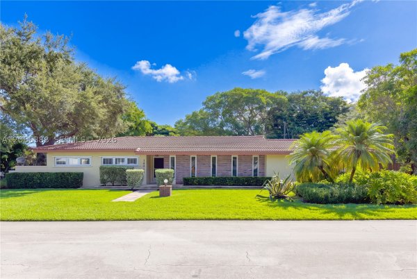 14311 SW 74th Ct Palmetto Bay, FL 33158
