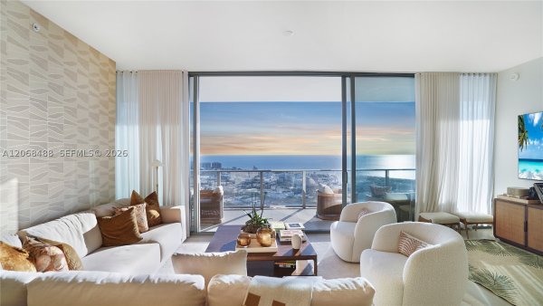 500 Alton Rd #3605 Miami Beach, FL 33139