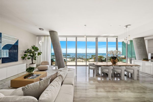 2675 S Bayshore Dr #1103S Miami, FL 33133