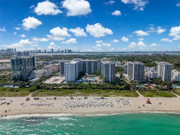 2301 Collins Ave #1007 Miami Beach, FL 33139