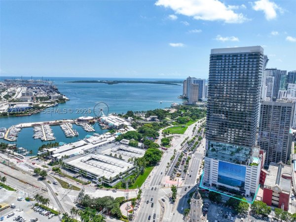 398 NE 5th St #1711 Miami, FL 33132