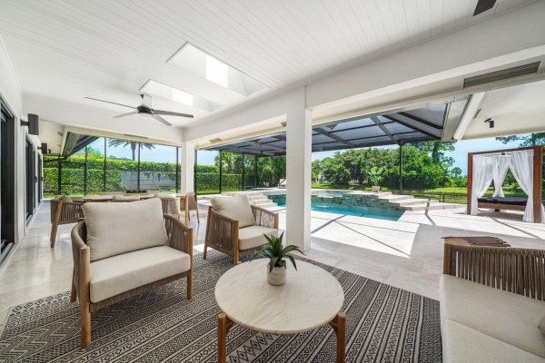 1648 Breakers West West Palm Beach, FL 33411