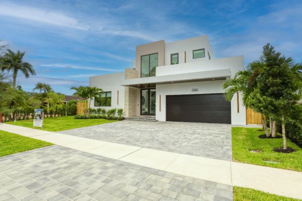 5840 NE 22nd Fort Lauderdale, FL 33308