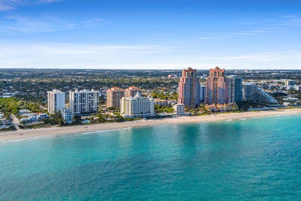 2011 N Ocean #405 Fort Lauderdale, FL 33305