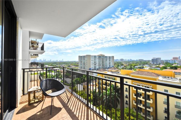 888 S Douglas Rd #910 Coral Gables, FL 33134
