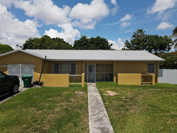11011 SW 162nd Ter Miami, FL 33157