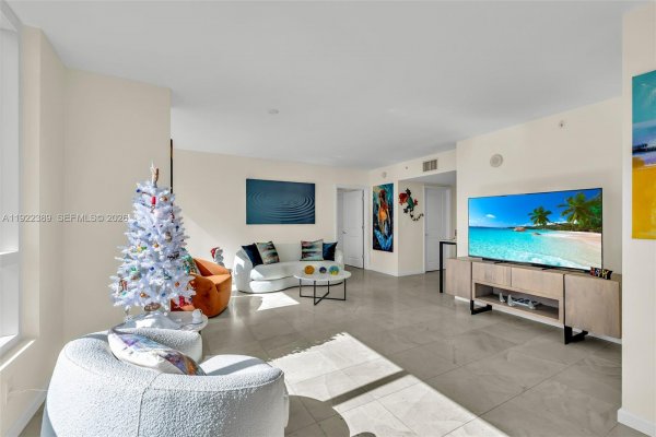 610 W Las Olas Blvd #1618N Fort Lauderdale, FL 33312