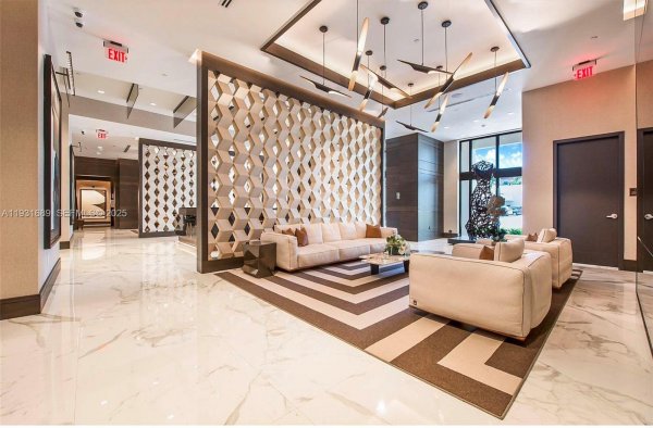 301 Altara Ave #509 Coral Gables, FL 33146