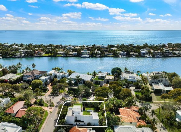 741 Harbor Dr Key Biscayne, FL 33149