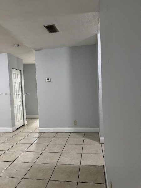 4251 NW 5th St #247 Plantation, FL 33317