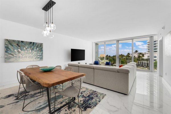 1 Collins Ave #402 Miami Beach, FL 33139