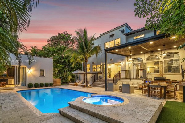 130 NE 45th St Miami, FL 33137