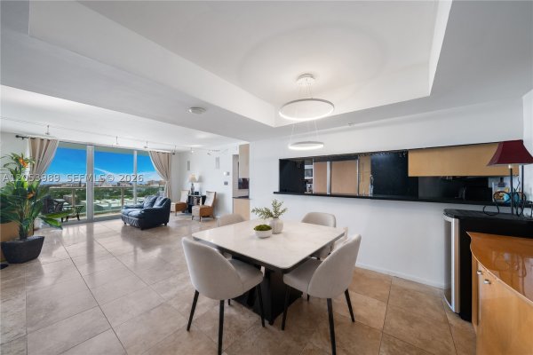 650 West Ave #1208 Miami Beach, FL 33139