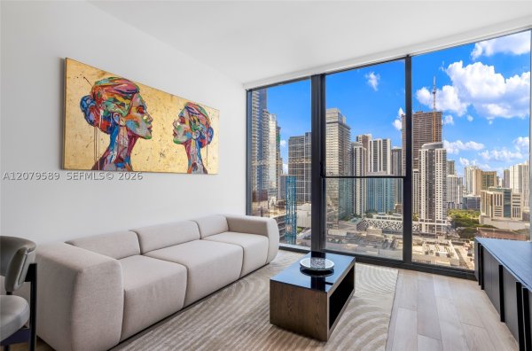 20 NE 11th St #3009 Miami, FL 33132