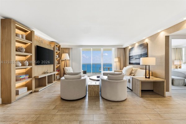 102 N 24th St #1244 Miami Beach, FL 33139