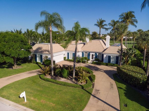 971 Lake House Dr North Palm Beach, FL 33408