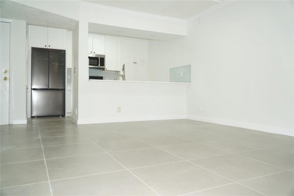 11574 NW 44th St #11574 Coral Springs, FL 33065