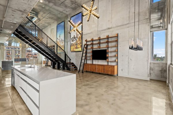 445 N Andrews #404 Fort Lauderdale, FL 33301