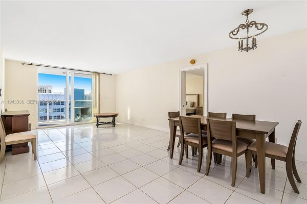 1890 S Ocean Dr #1907 Hallandale Beach, FL 33009