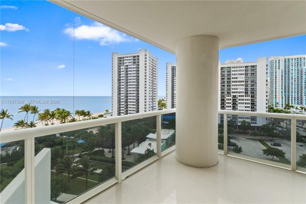 1850 S Ocean Dr #805 Hallandale Beach, FL 33009