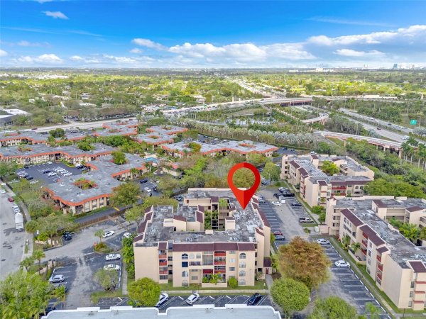 10641 SW 108th Ave #3D Miami, FL 33176