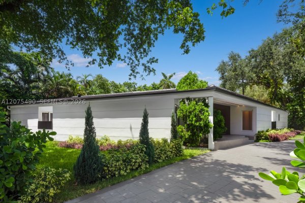 8150 Old Cutler Rd Coral Gables, FL 33143