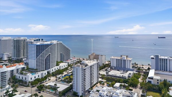 336 N Birch #5h Fort Lauderdale, FL 33304