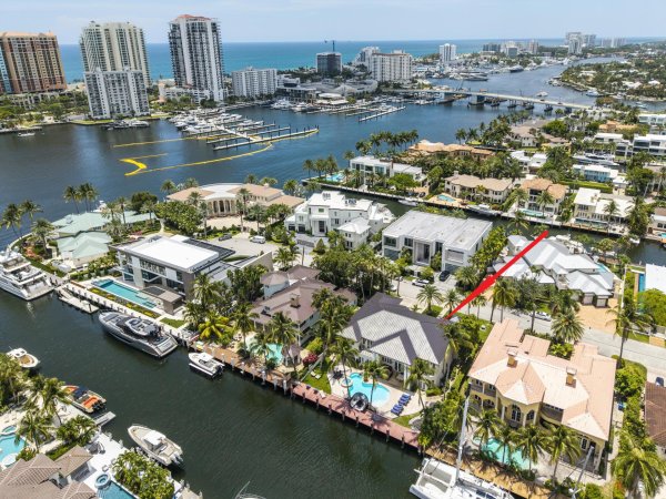 7 Pelican Fort Lauderdale, FL 33301