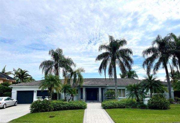 6 Isla Bahia Fort Lauderdale, FL 33316