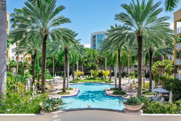 The Courts at South Beach Miami Beach Waterfront