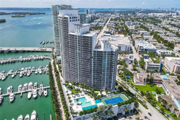 400 Alton Rd #2409 Miami Beach, FL 33139
