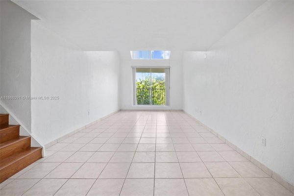 6900 N Kendall Dr #A405 Pinecrest, FL 33156