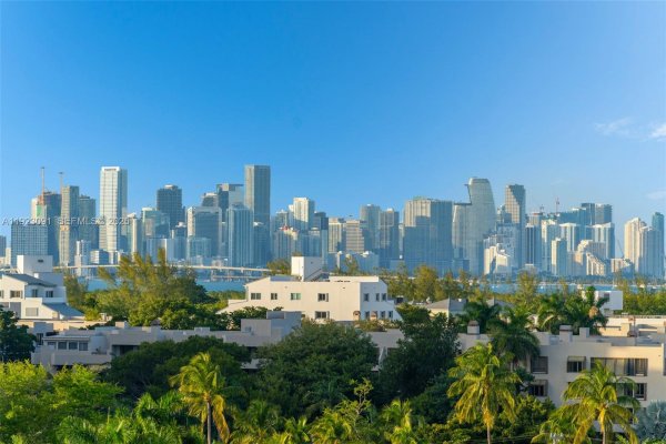 430 Grand Bay Dr #808 Key Biscayne, FL 33149