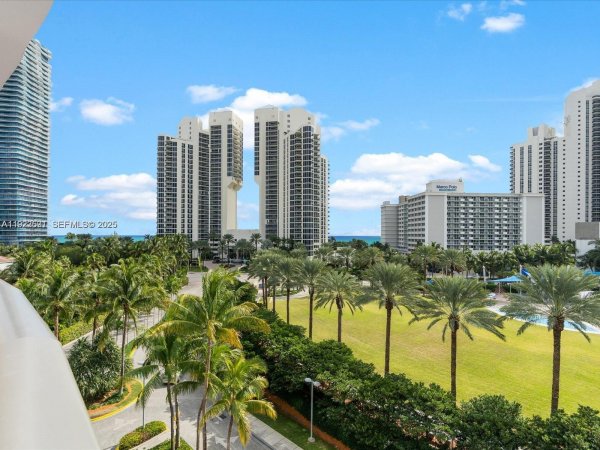 19370 E Collins Ave #625 Sunny Isles Beach, FL 33160