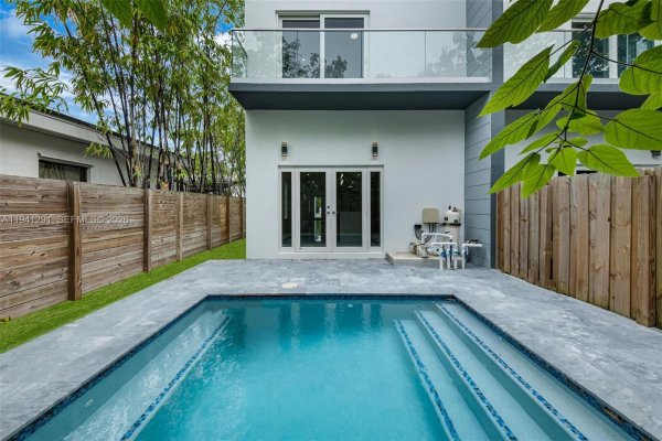 3140 Carter St #3140 Miami, FL 33133