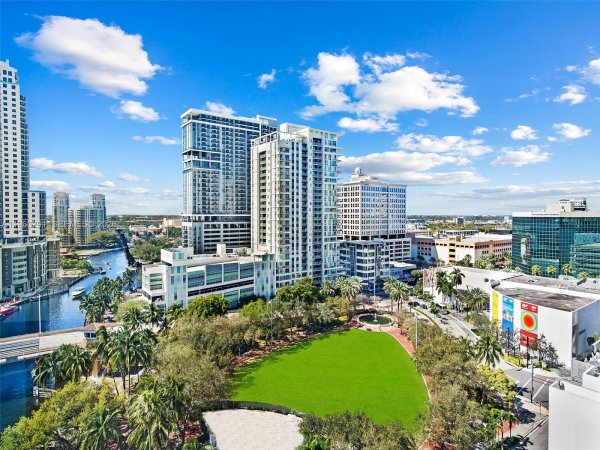 333 Las Olas Way #1502 Fort Lauderdale, FL 33301