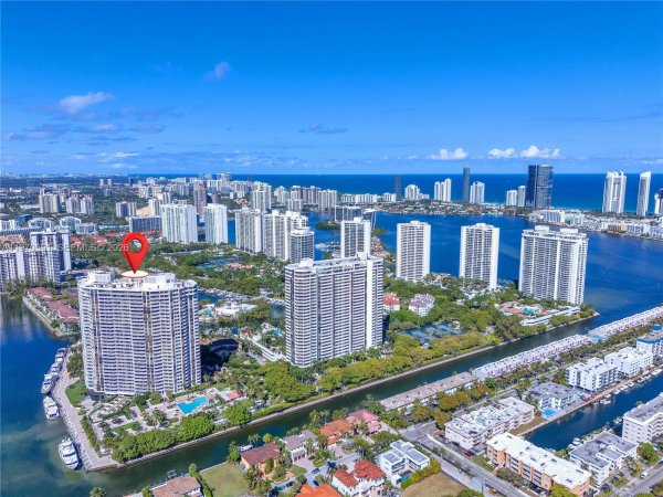 1000 E Island Blvd #1004 Aventura, FL 33160