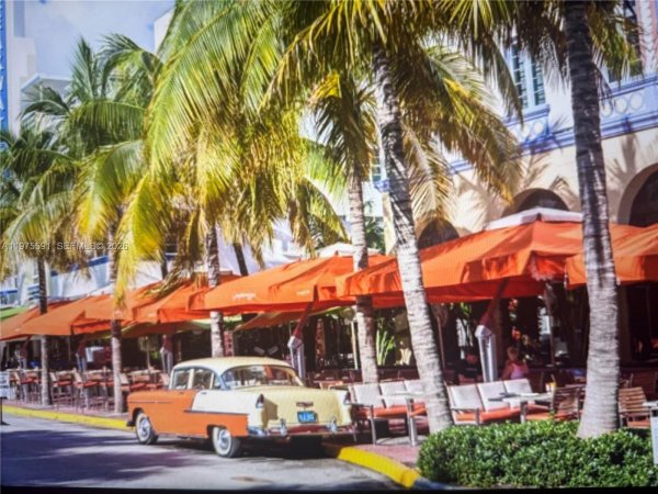 1390 Ocean Dr #304 Miami Beach, FL 33139