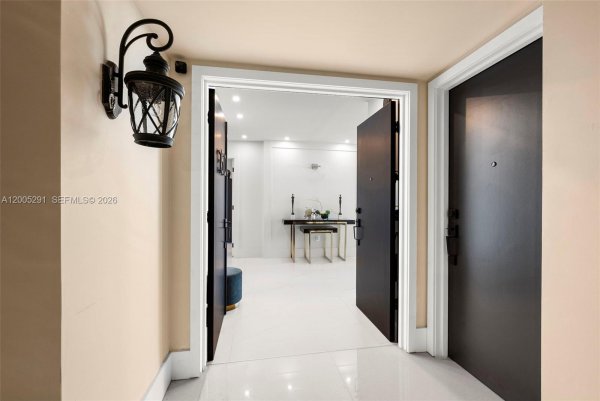 4300 N Ocean Blvd #15D Fort Lauderdale, FL 33308