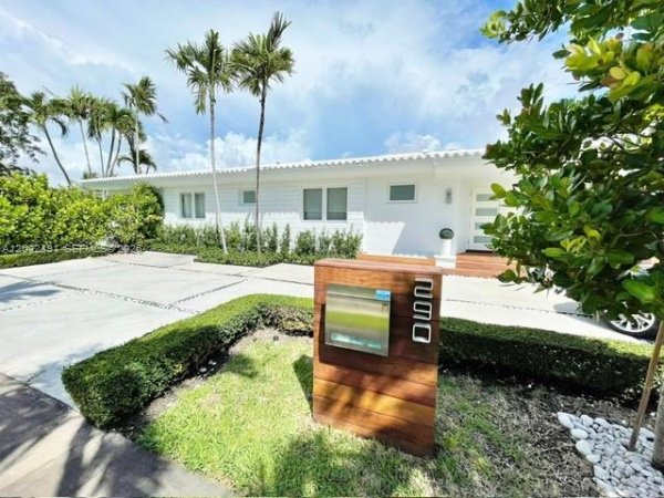 290 E Shore #E 290 Miami, FL 33133