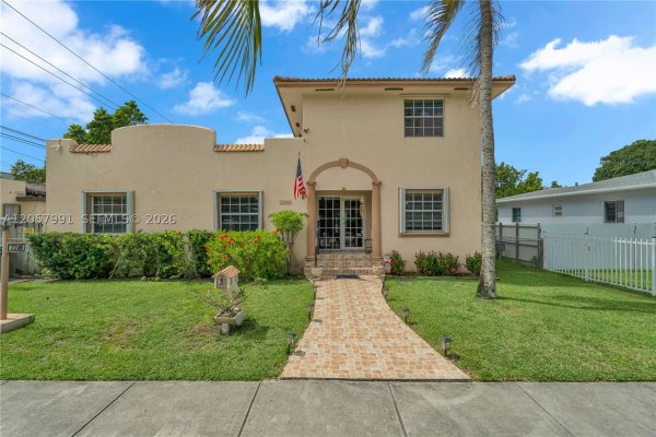 2204 SW 11th Ter Miami, FL 33135