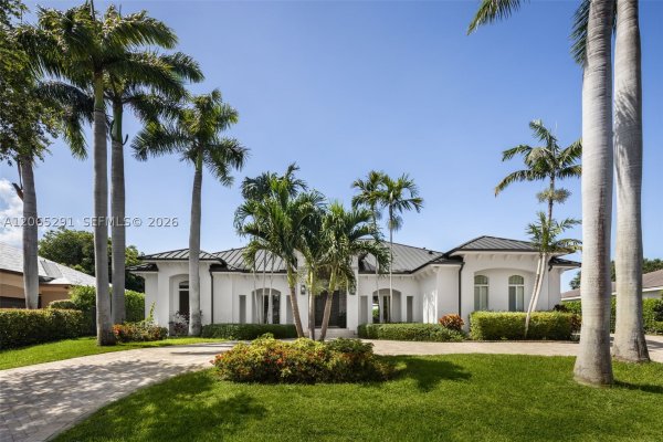 8111 SW 178th St Palmetto Bay, FL 33157