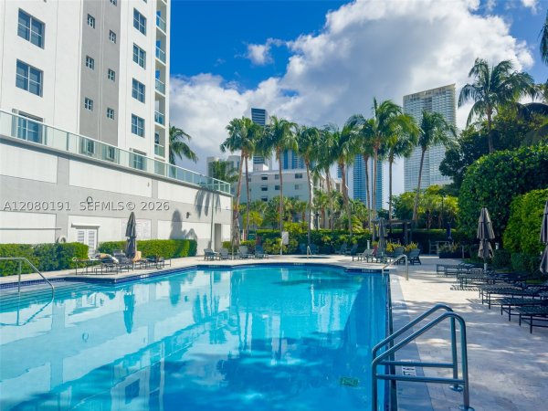 17050 W Bay Rd #405 Sunny Isles Beach, FL 33160